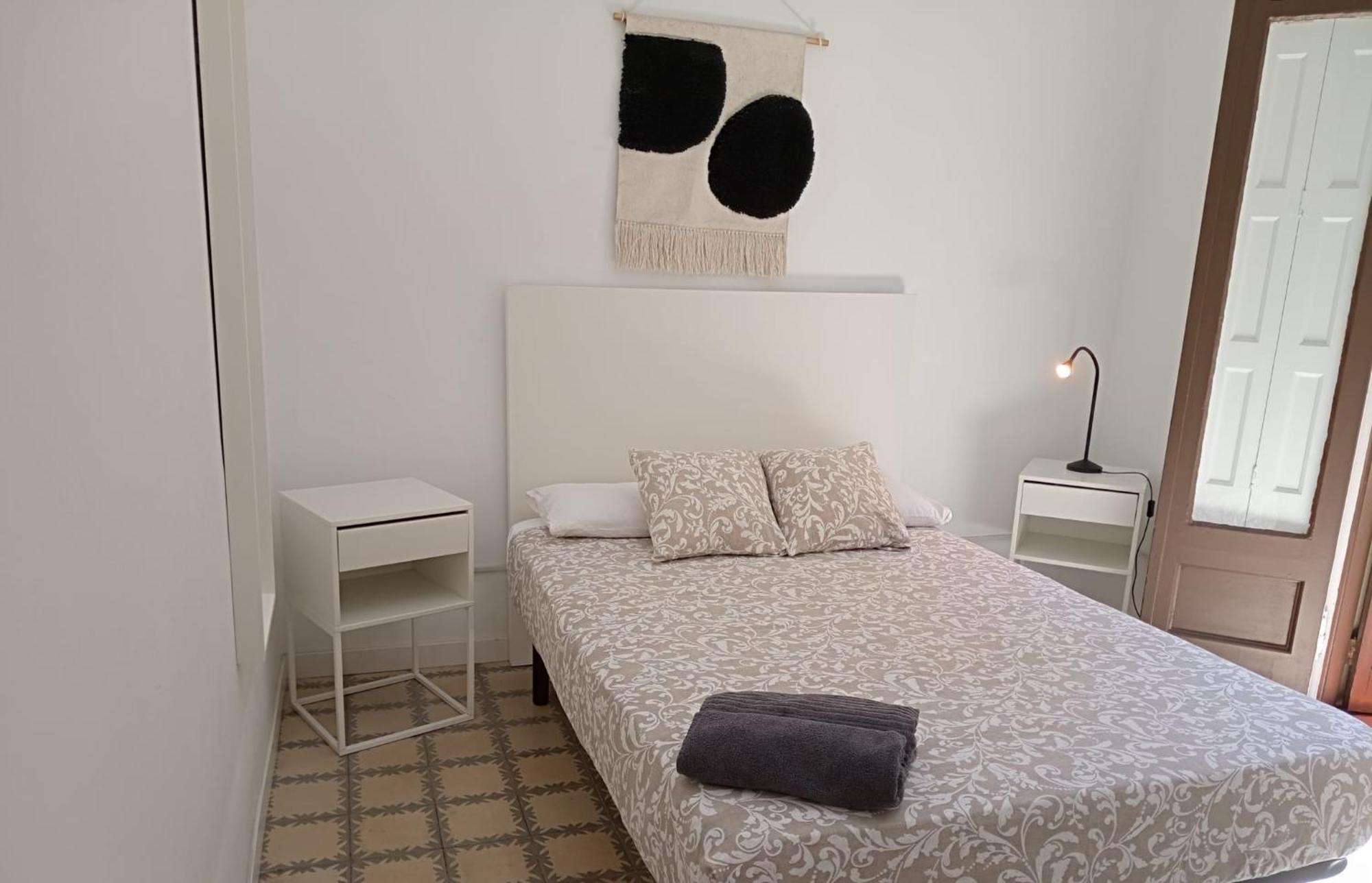 Amat Private Near Plaza Universitat Hostel Barcelona